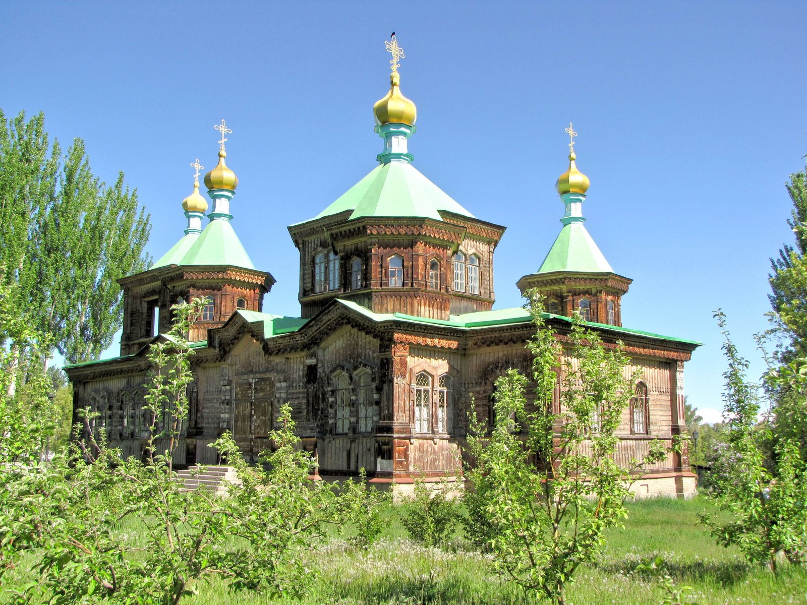 Program image from Kyrgyzstan Fly & Drive